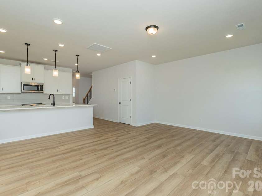 4236 Ruth Creek Court, Charlotte, NC 28216.  MLS# CAR4386261, YatesRealty ID 25259. 