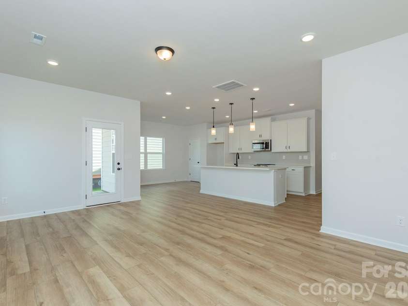 4236 Ruth Creek Court, Charlotte, NC 28216.  MLS# CAR4386261, YatesRealty ID 25259. 