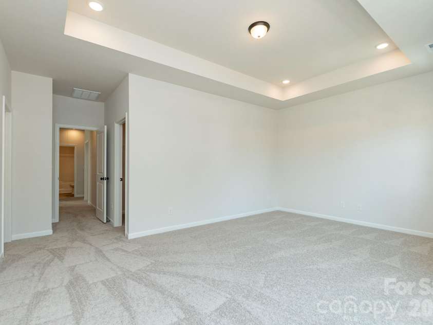 4236 Ruth Creek Court, Charlotte, NC 28216.  MLS# CAR4386261, YatesRealty ID 25259. 