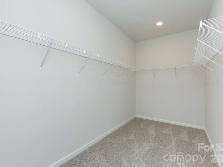 4236 Ruth Creek Court, Charlotte, NC 28216.  MLS# CAR4386261, YatesRealty ID 25259. 