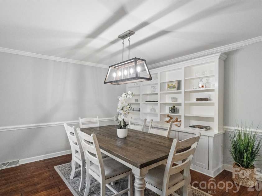 9525 Goldsmith Lane, Mint Hill, NC 28227.  MLS# CAR4333829, YatesRealty ID 2526. Dining Room
