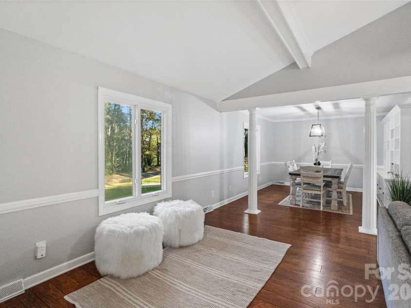 9525 Goldsmith Lane, Mint Hill, NC 28227.  MLS# CAR4333829, YatesRealty ID 2526. Foyer