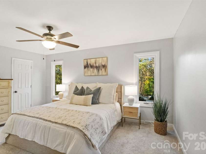 9525 Goldsmith Lane, Mint Hill, NC 28227.  MLS# CAR4333829, YatesRealty ID 2526. Primary Bedroom