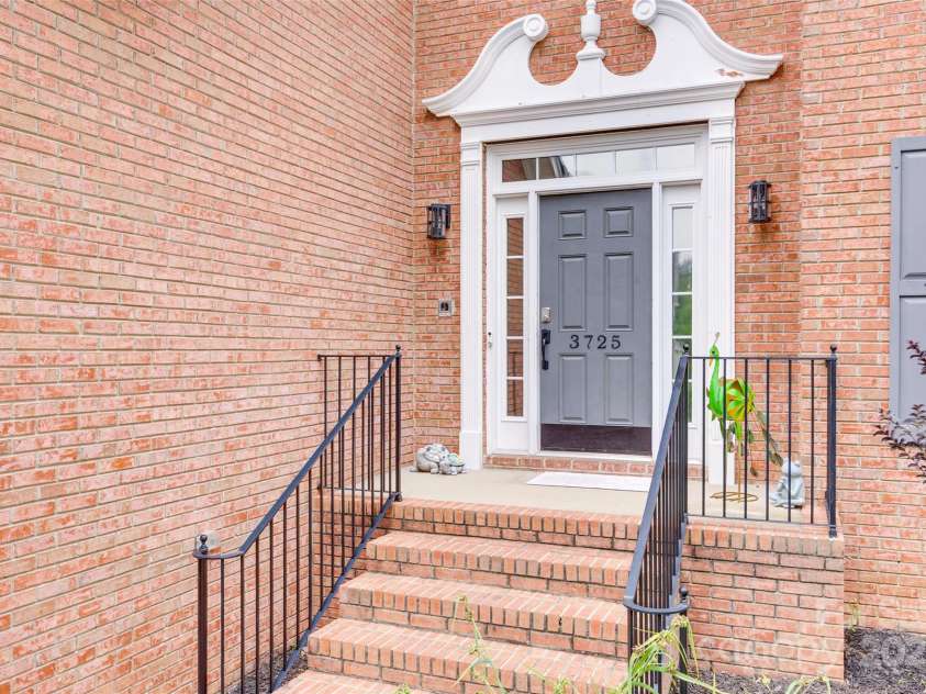 3725 Leela Palace Way, Fort Mill, SC 29708.  MLS# CAR4266047, YatesRealty ID 25260. 