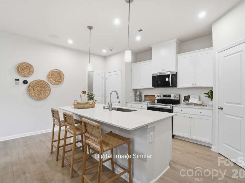729 Flatiron Drive, Rock Hill, SC 29730.  MLS# CAR4386293, YatesRealty ID 25262. 