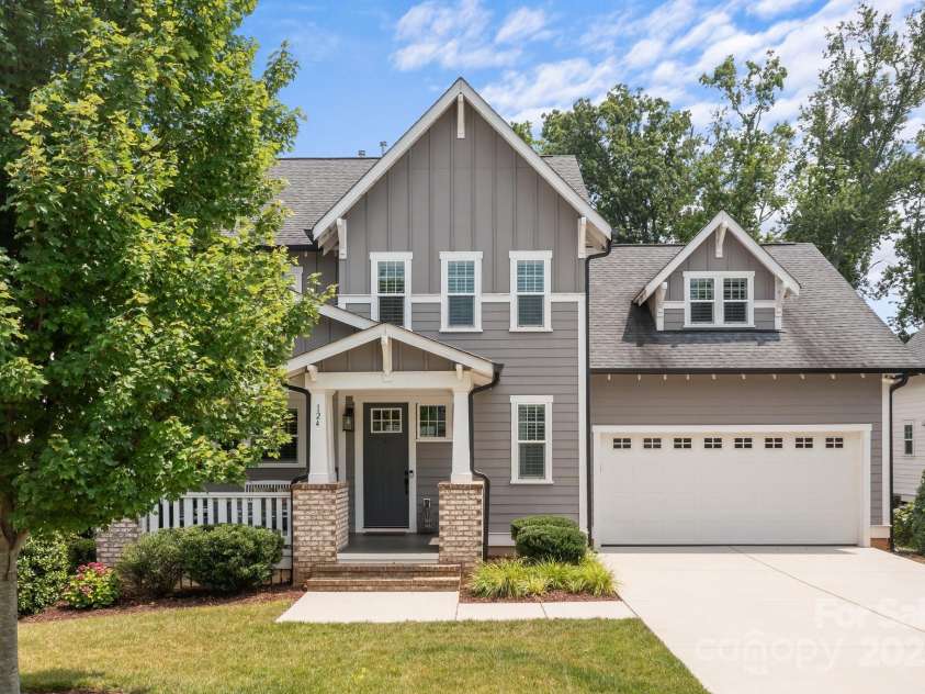 124 Slocumb Lane, Mooresville, NC 28117.  MLS# CAR4271314, YatesRealty ID 25265. 