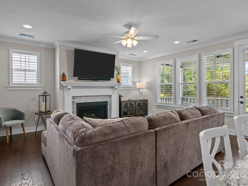 124 Slocumb Lane, Mooresville, NC 28117.  MLS# CAR4271314, YatesRealty ID 25265. 