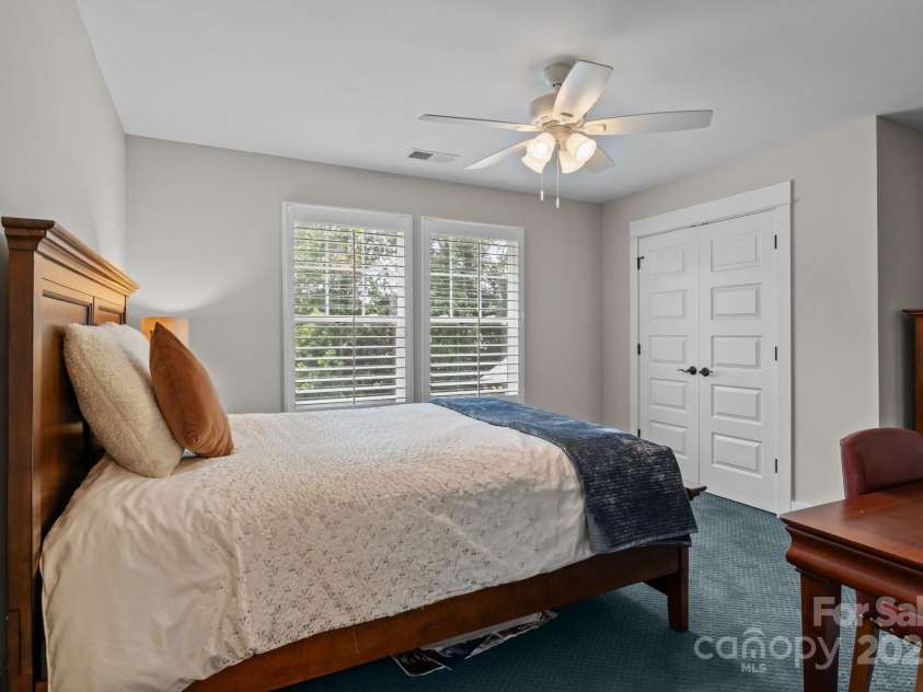 124 Slocumb Lane, Mooresville, NC 28117.  MLS# CAR4271314, YatesRealty ID 25265. 