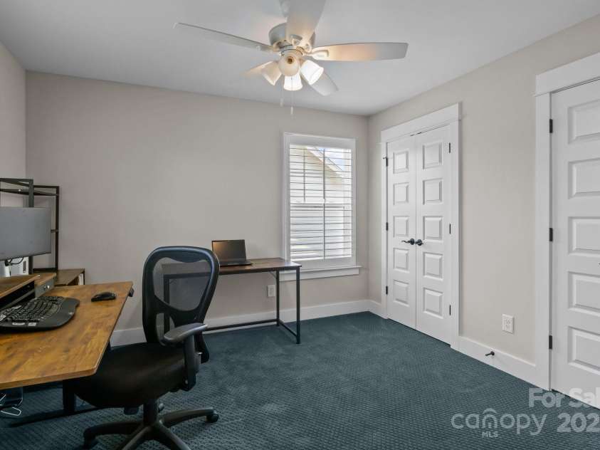124 Slocumb Lane, Mooresville, NC 28117.  MLS# CAR4271314, YatesRealty ID 25265. Upstairs bedroom 1