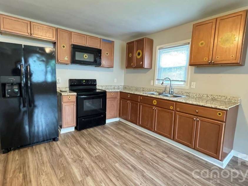 6304 Clearwater Drive, Indian Trail, NC 28079.  MLS# CAR4386323, YatesRealty ID 25267. 