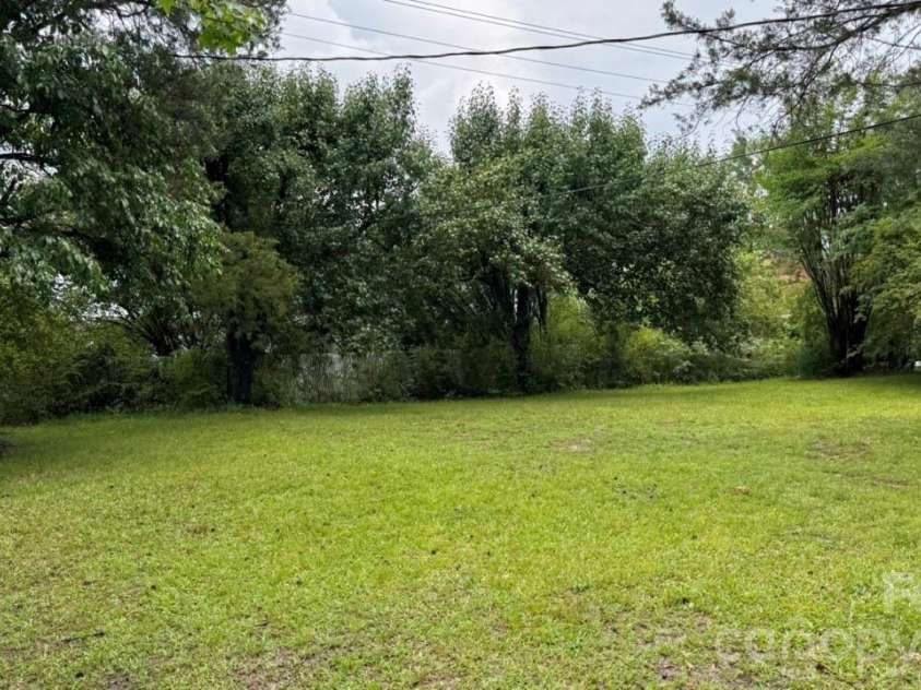 6304 Clearwater Drive, Indian Trail, NC 28079.  MLS# CAR4386323, YatesRealty ID 25267. 