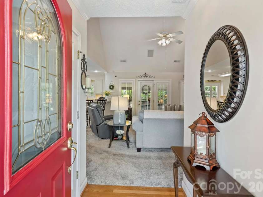 1302 Laurel Woods Drive, Gastonia, NC 28052.  MLS# CAR4386113, YatesRealty ID 25268. 