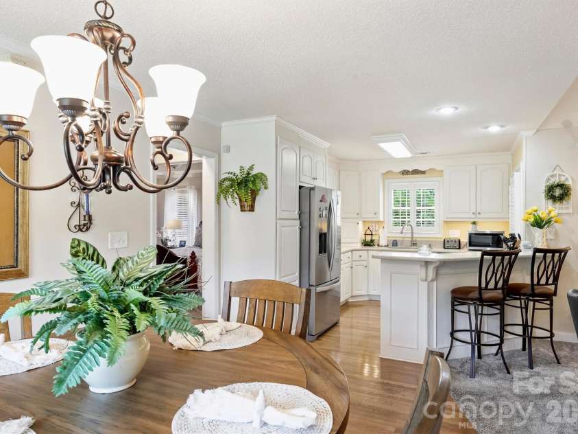 1302 Laurel Woods Drive, Gastonia, NC 28052.  MLS# CAR4386113, YatesRealty ID 25268. 
