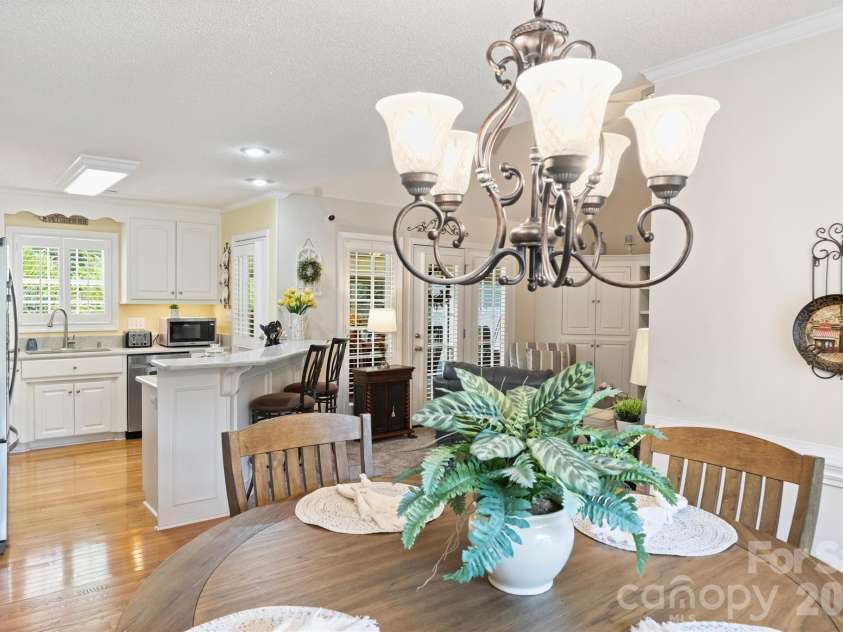 1302 Laurel Woods Drive, Gastonia, NC 28052.  MLS# CAR4386113, YatesRealty ID 25268. 