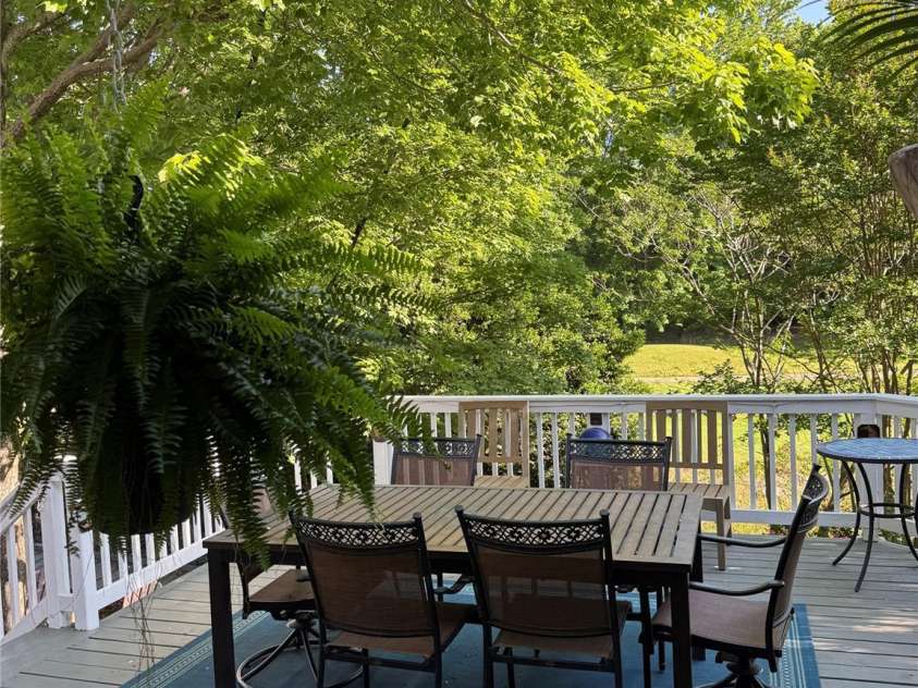 3813 Beauvista Drive, Charlotte, NC 28269.  MLS# CAR4275235, YatesRealty ID 25268. 