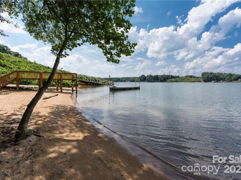 11202 Mountain Pine Drive, Charlotte, NC 28214.  MLS# CAR4273710, YatesRealty ID 25269. Boat Launch Area