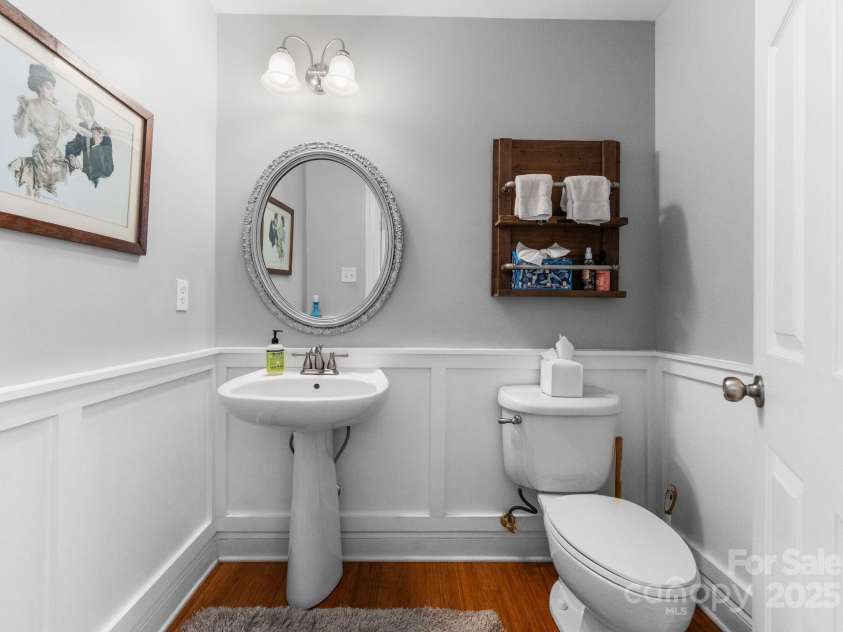 11202 Mountain Pine Drive, Charlotte, NC 28214.  MLS# CAR4273710, YatesRealty ID 25269. Downstairs 1/2 Bathroom