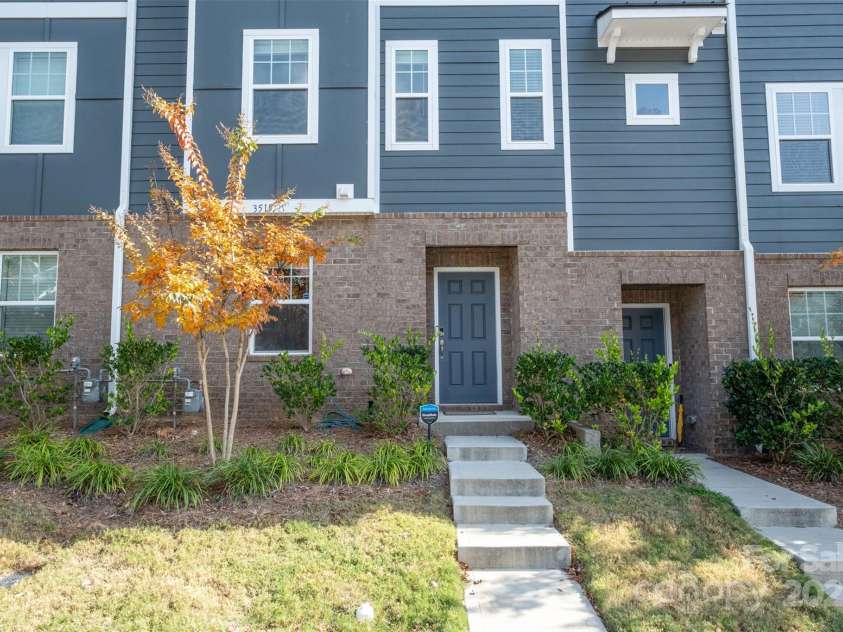 3515 Auburn Curb Road, Charlotte, NC 28217.  MLS# CAR4318575, YatesRealty ID 2527. 