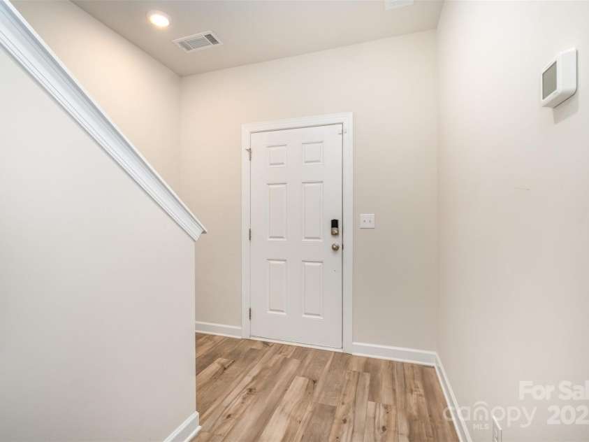 3515 Auburn Curb Road, Charlotte, NC 28217.  MLS# CAR4318575, YatesRealty ID 2527. 