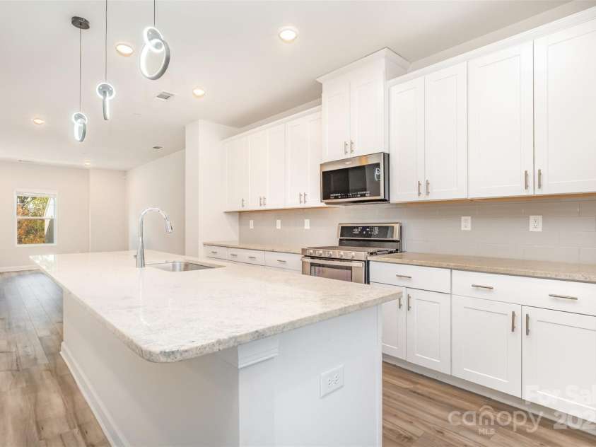 3515 Auburn Curb Road, Charlotte, NC 28217.  MLS# CAR4318575, YatesRealty ID 2527. 