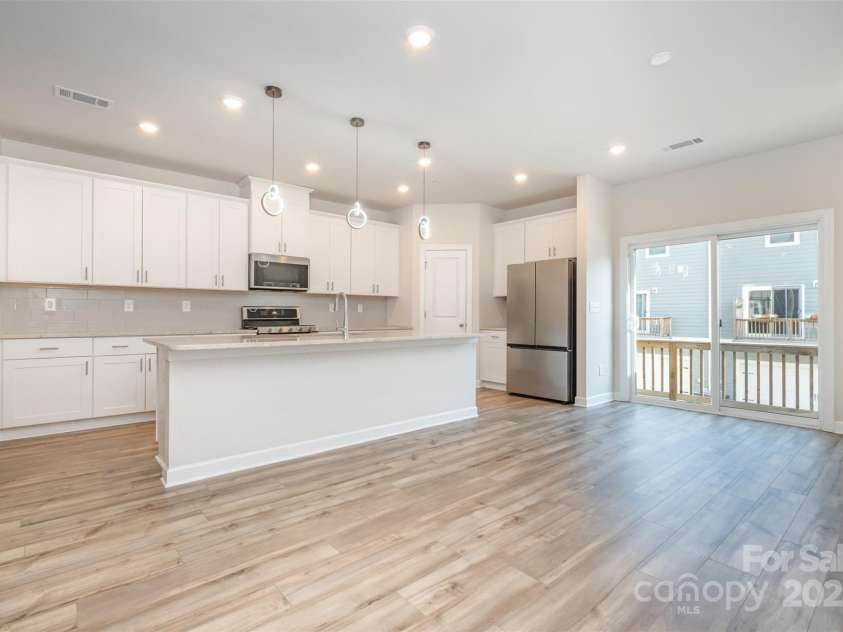 3515 Auburn Curb Road, Charlotte, NC 28217.  MLS# CAR4318575, YatesRealty ID 2527. 