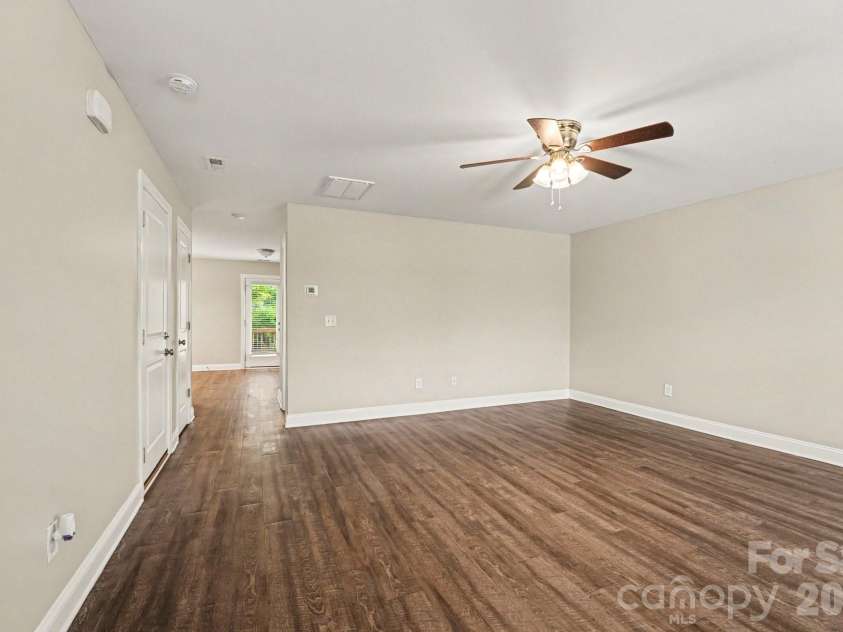 1468 Mayfair Drive, Conover, NC 28613.  MLS# CAR4384503, YatesRealty ID 25270. 