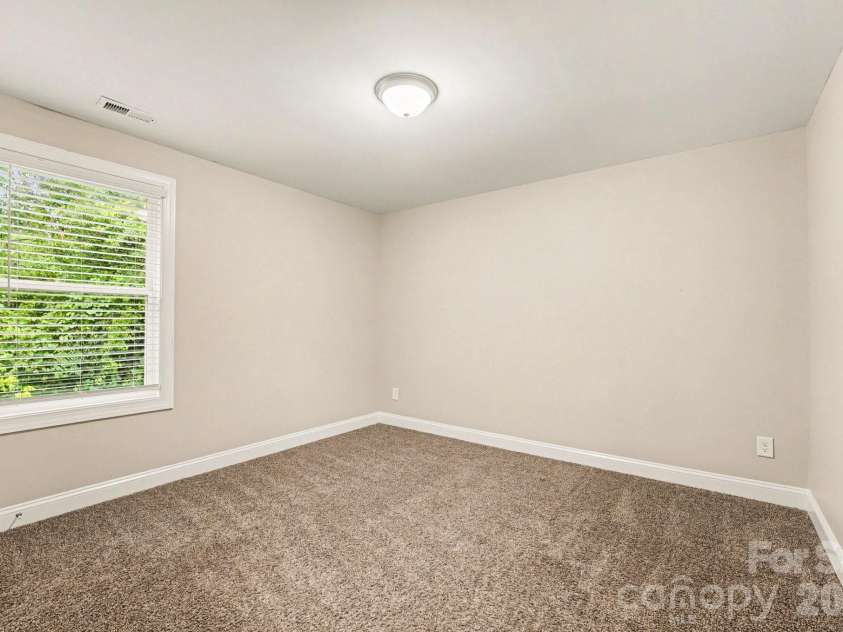 1468 Mayfair Drive, Conover, NC 28613.  MLS# CAR4384503, YatesRealty ID 25270. 
