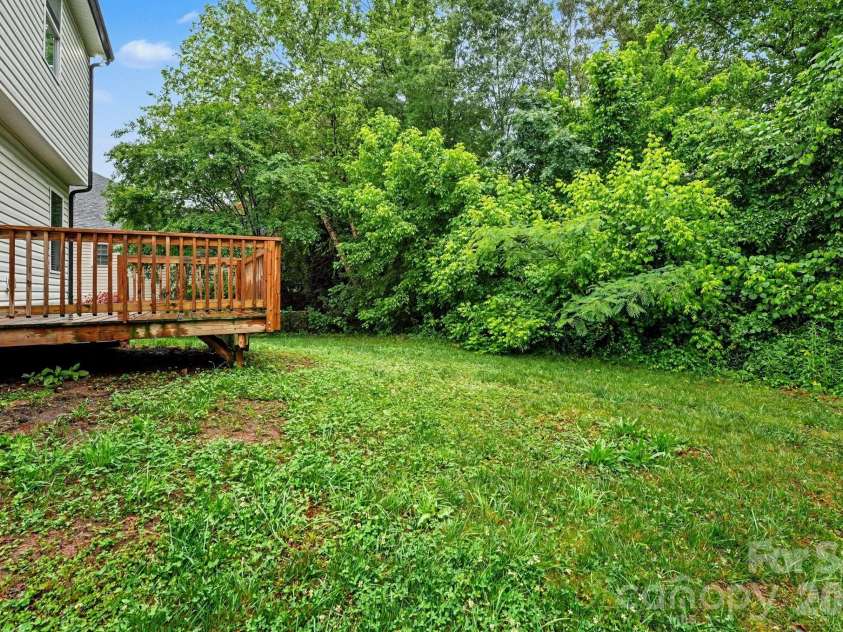 1468 Mayfair Drive, Conover, NC 28613.  MLS# CAR4384503, YatesRealty ID 25270. 