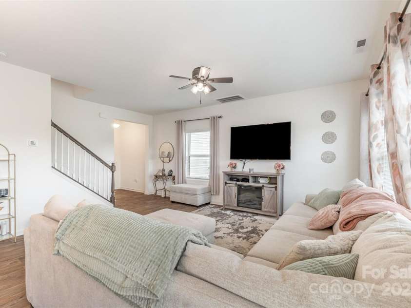 1111 Freeman View Drive, Albemarle, NC 28001.  MLS# CAR4278766, YatesRealty ID 25271. 