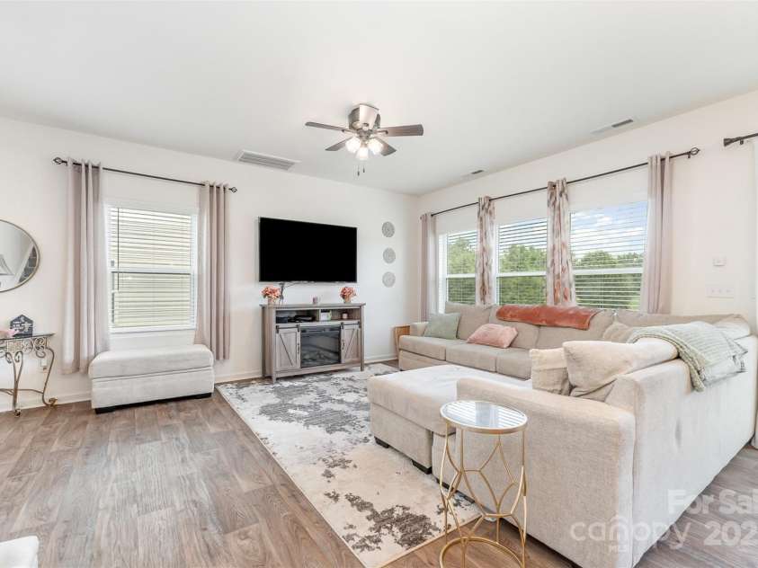 1111 Freeman View Drive, Albemarle, NC 28001.  MLS# CAR4278766, YatesRealty ID 25271. 