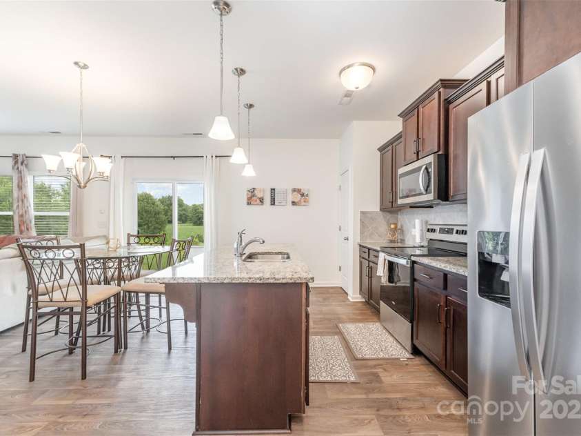 1111 Freeman View Drive, Albemarle, NC 28001.  MLS# CAR4278766, YatesRealty ID 25271. 