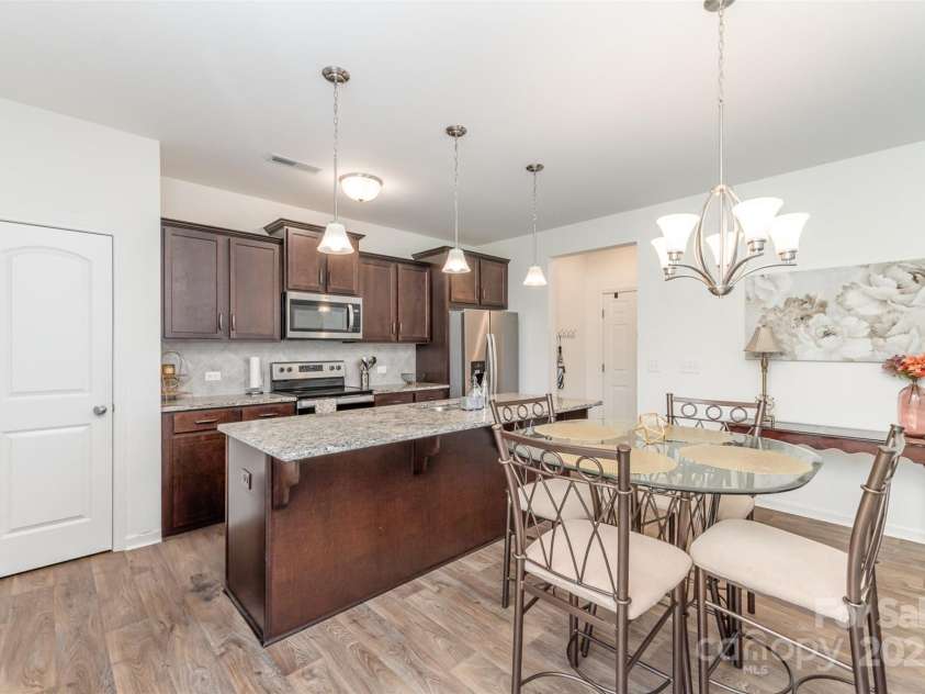 1111 Freeman View Drive, Albemarle, NC 28001.  MLS# CAR4278766, YatesRealty ID 25271. 
