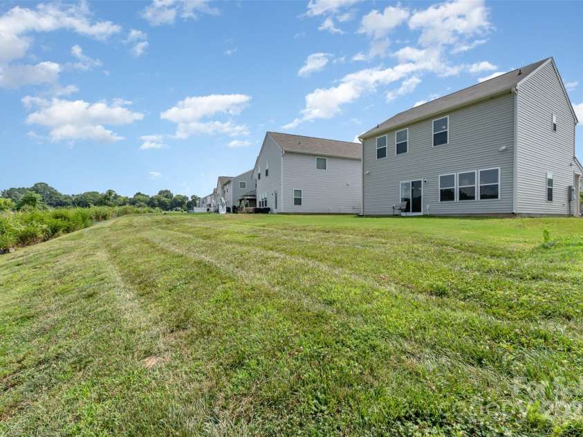 1111 Freeman View Drive, Albemarle, NC 28001.  MLS# CAR4278766, YatesRealty ID 25271. 