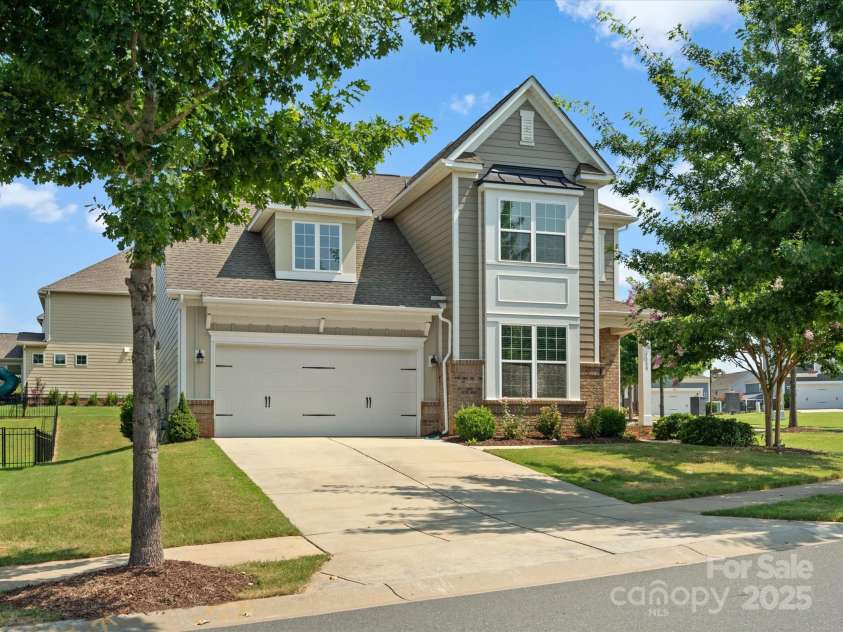 1000 Hudson Mill Drive, Waxhaw, NC 28173.  MLS# CAR4280177, YatesRealty ID 25273. 