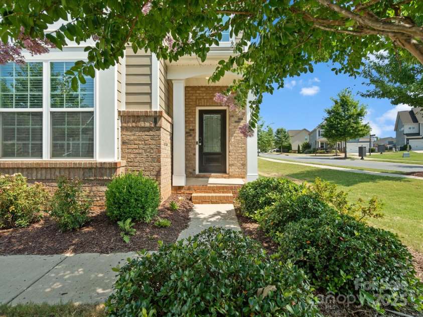 1000 Hudson Mill Drive, Waxhaw, NC 28173.  MLS# CAR4280177, YatesRealty ID 25273. 
