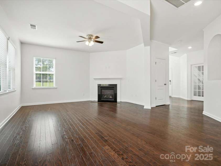 1000 Hudson Mill Drive, Waxhaw, NC 28173.  MLS# CAR4280177, YatesRealty ID 25273. 