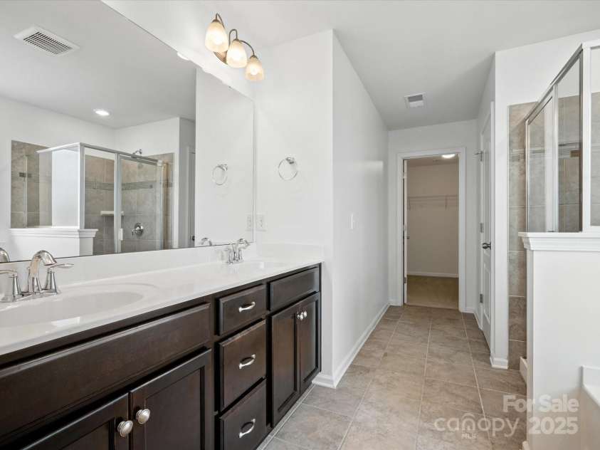 1000 Hudson Mill Drive, Waxhaw, NC 28173.  MLS# CAR4280177, YatesRealty ID 25273. 