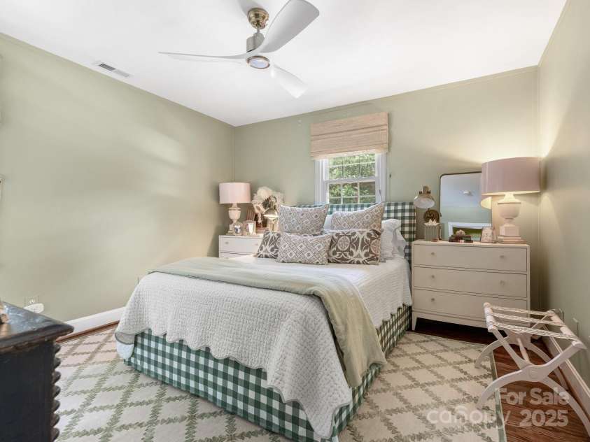 3001 Colony Road, Charlotte, NC 28211.  MLS# CAR4275681, YatesRealty ID 25274. Bedroom