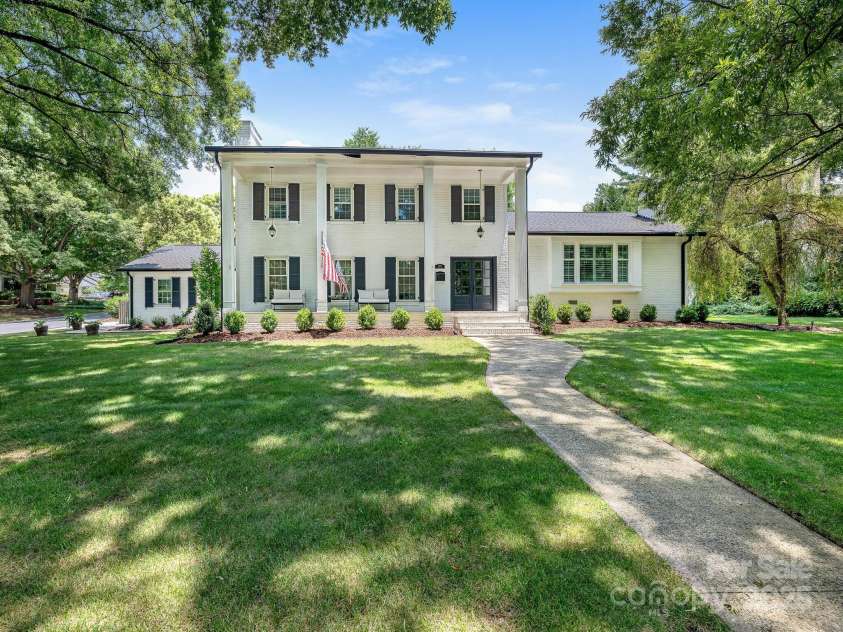3001 Colony Road, Charlotte, NC 28211.  MLS# CAR4275681, YatesRealty ID 25274. Front exterior
