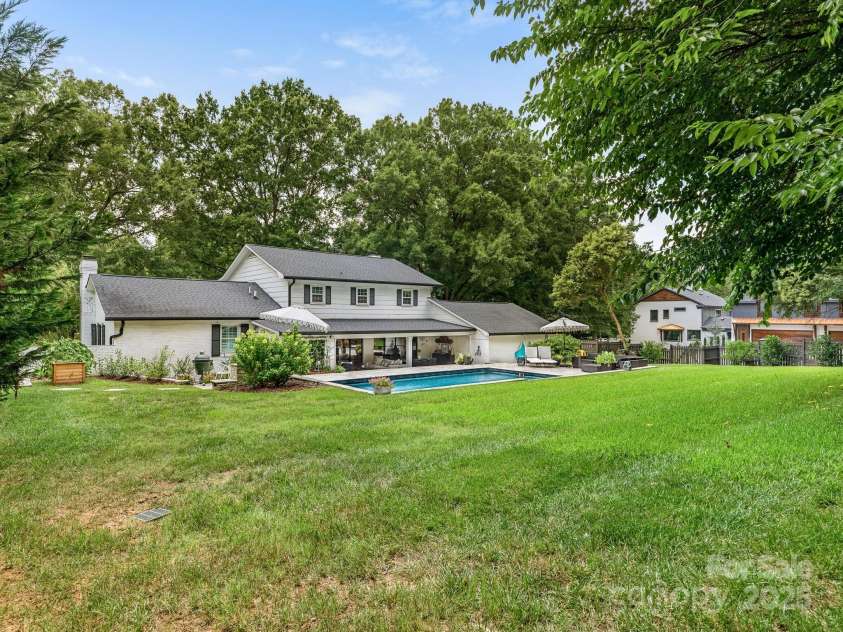 3001 Colony Road, Charlotte, NC 28211.  MLS# CAR4275681, YatesRealty ID 25274. Rear exterior