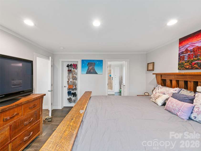 86 Jarrett Drive, Bakersville, NC 28705.  MLS# CAR4386273, YatesRealty ID 25274. 