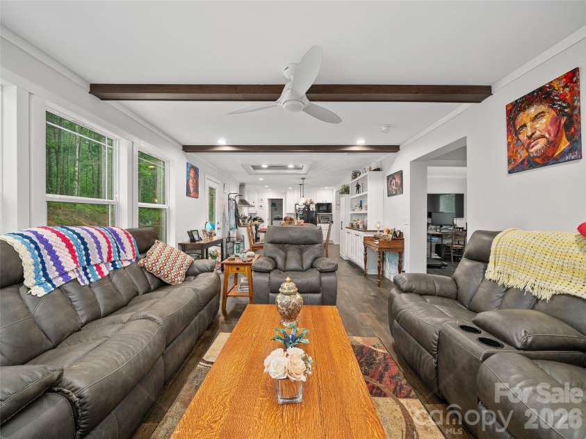86 Jarrett Drive, Bakersville, NC 28705.  MLS# CAR4386273, YatesRealty ID 25274. 