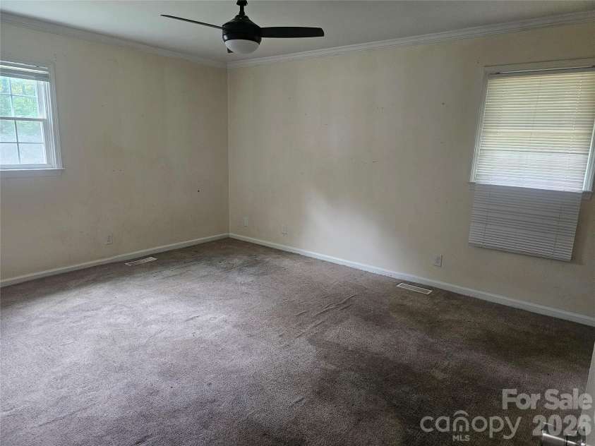 218 Hall Street, Salisbury, NC 28144.  MLS# CAR4386378, YatesRealty ID 25275. 