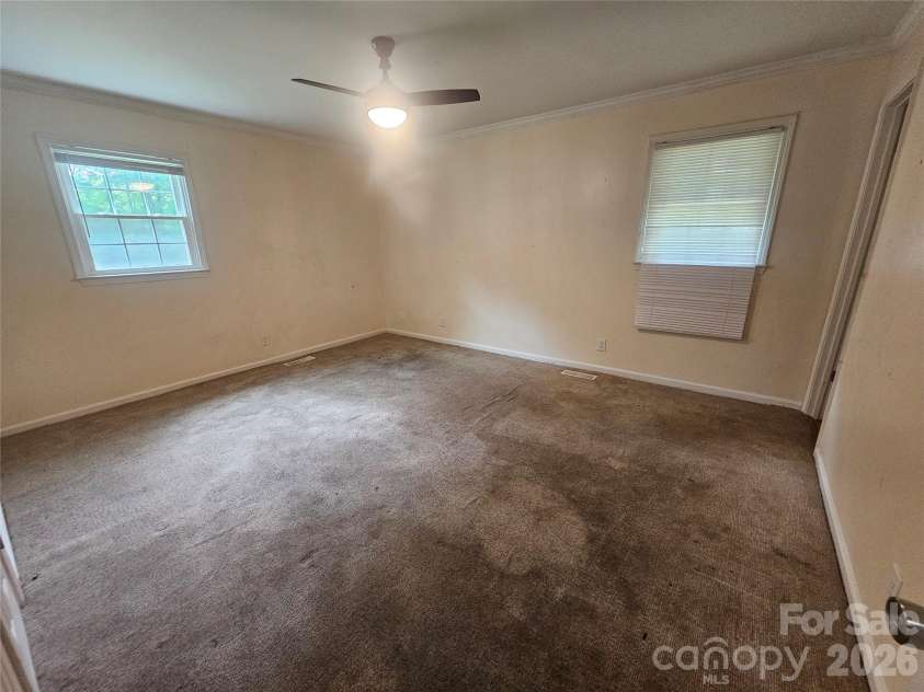 218 Hall Street, Salisbury, NC 28144.  MLS# CAR4386378, YatesRealty ID 25275. 