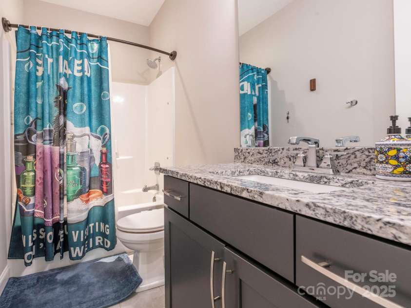 3227 Cape Fox Court, Denver, NC 28037.  MLS# CAR4273425, YatesRealty ID 25276. Bathroom 2 (main level)