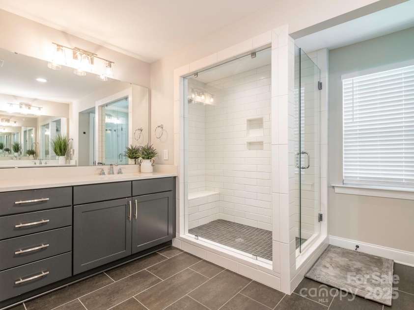 3227 Cape Fox Court, Denver, NC 28037.  MLS# CAR4273425, YatesRealty ID 25276. Primary Bathroom