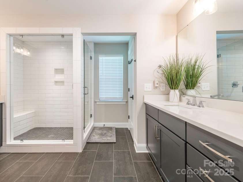 3227 Cape Fox Court, Denver, NC 28037.  MLS# CAR4273425, YatesRealty ID 25276. Primary Bathroom