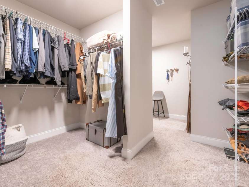 3227 Cape Fox Court, Denver, NC 28037.  MLS# CAR4273425, YatesRealty ID 25276. Primary walk-in closet w/ 2 sides