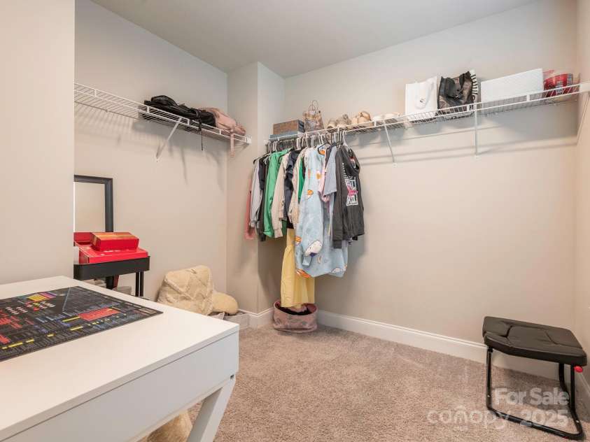 3227 Cape Fox Court, Denver, NC 28037.  MLS# CAR4273425, YatesRealty ID 25276. Walk-in closet
