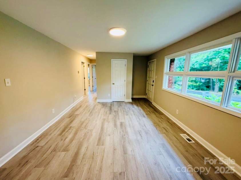 509 North Street, Belmont, NC 28012.  MLS# CAR4257016, YatesRealty ID 25278. 